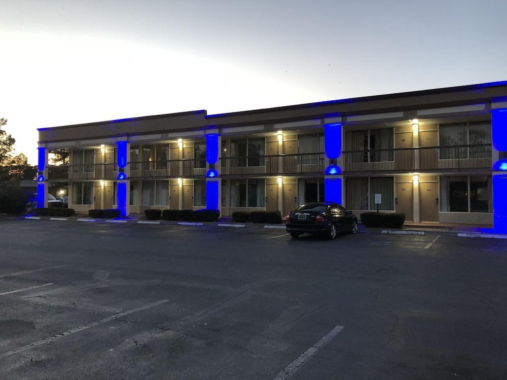 Motel سافانا المظهر الخارجي الصورة